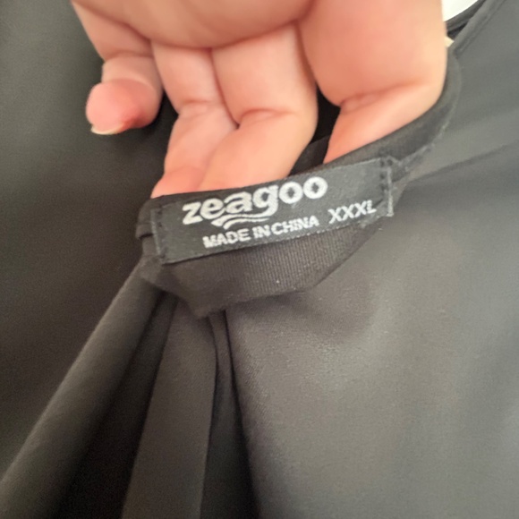 Black cut out mesh skater dress - Picture 2 of 2